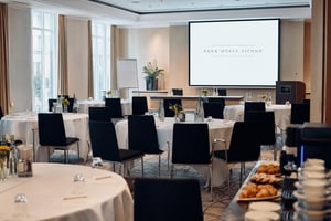 Vienna Corporate Conference Room with Natural Light and Modern Decor
